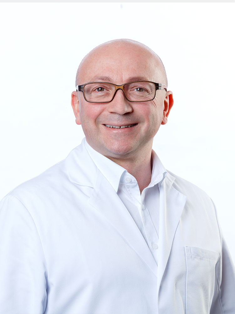 Dr. med. Garri Tchartchian Dr. med. Garri Tchartchian